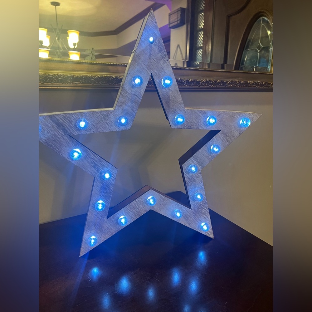 Wooden  Star LED Light Decor